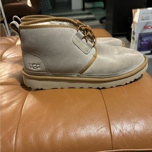 Men’s Size 11 UGG Neumel Ghillie Boot